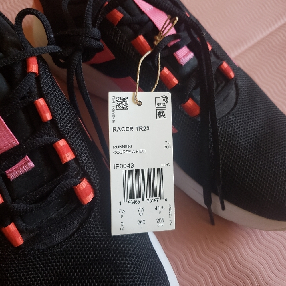 ADIDAS Racer TR23 Women's Sneakers NWT Black & Pink Fusion - Picture 5 of 8